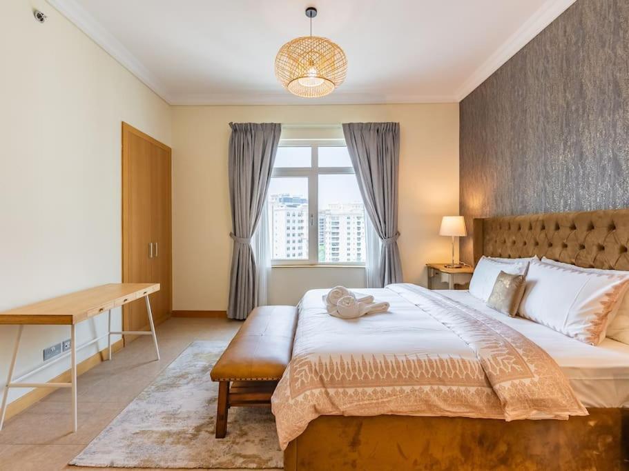Apartment Palm Jumeriah - 4 Bedroom - Beachfront Living Dubai