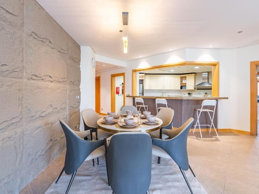 Apartment Palm Jumeriah - 4 Bedroom - Beachfront Living