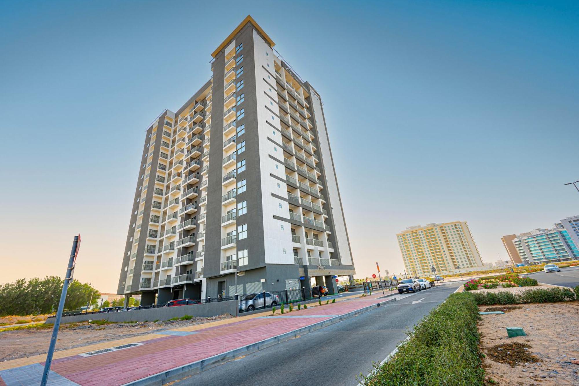 Modern Oasis In Vibrant Dubailand Apartment