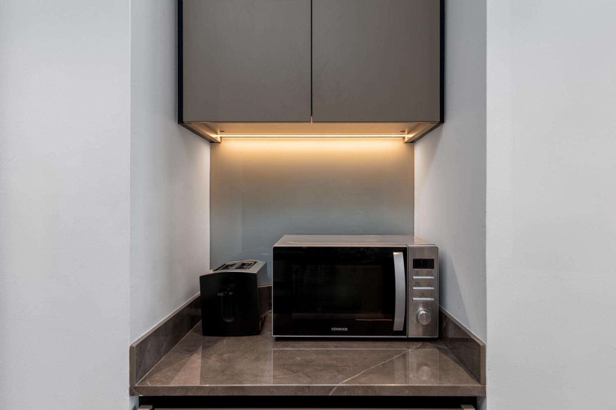 Apartment Waves - Elegant Retreat In Business Bay