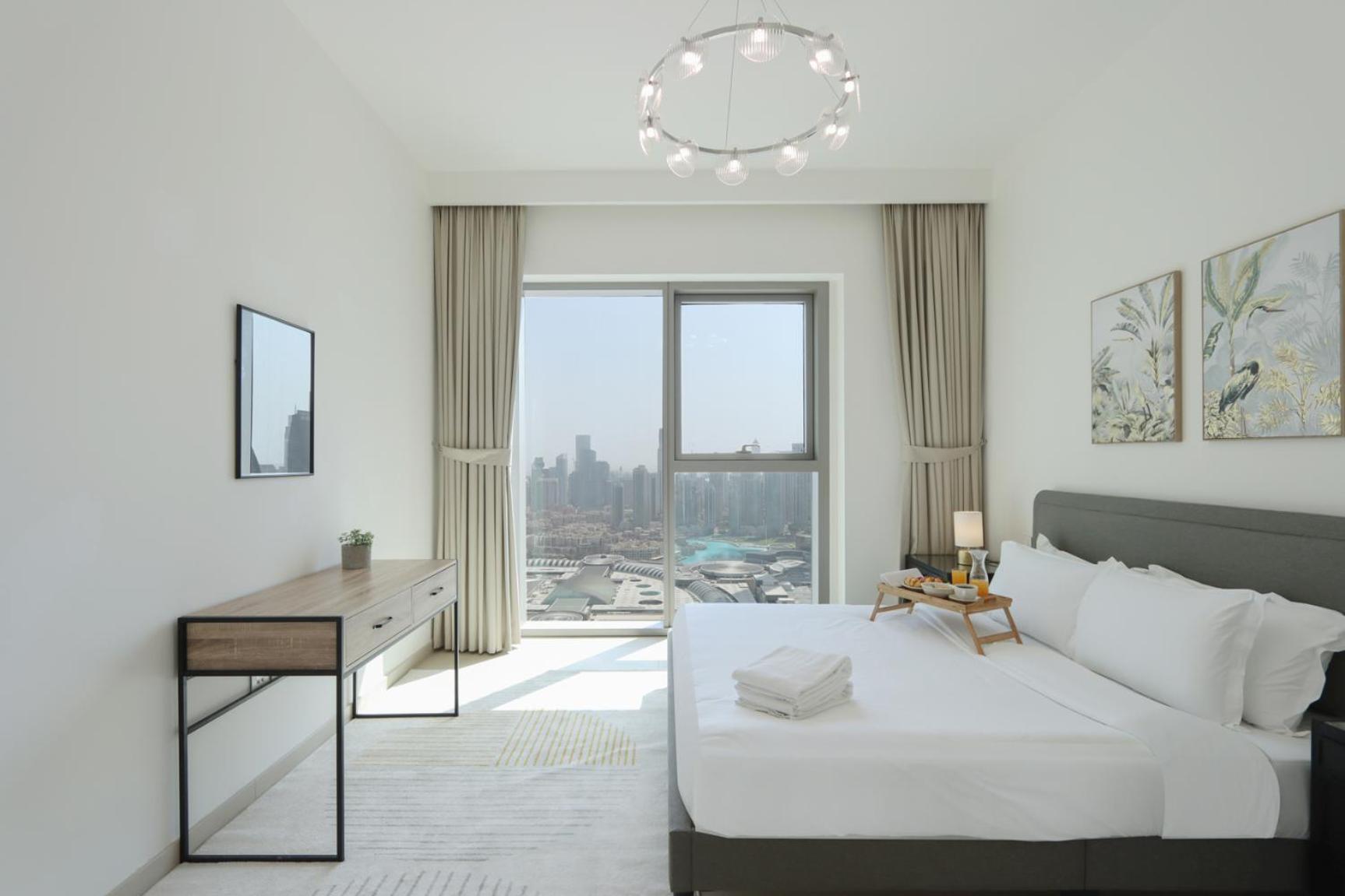 Livbnb- Your Looking Over Burj & Fountainview Apartment *