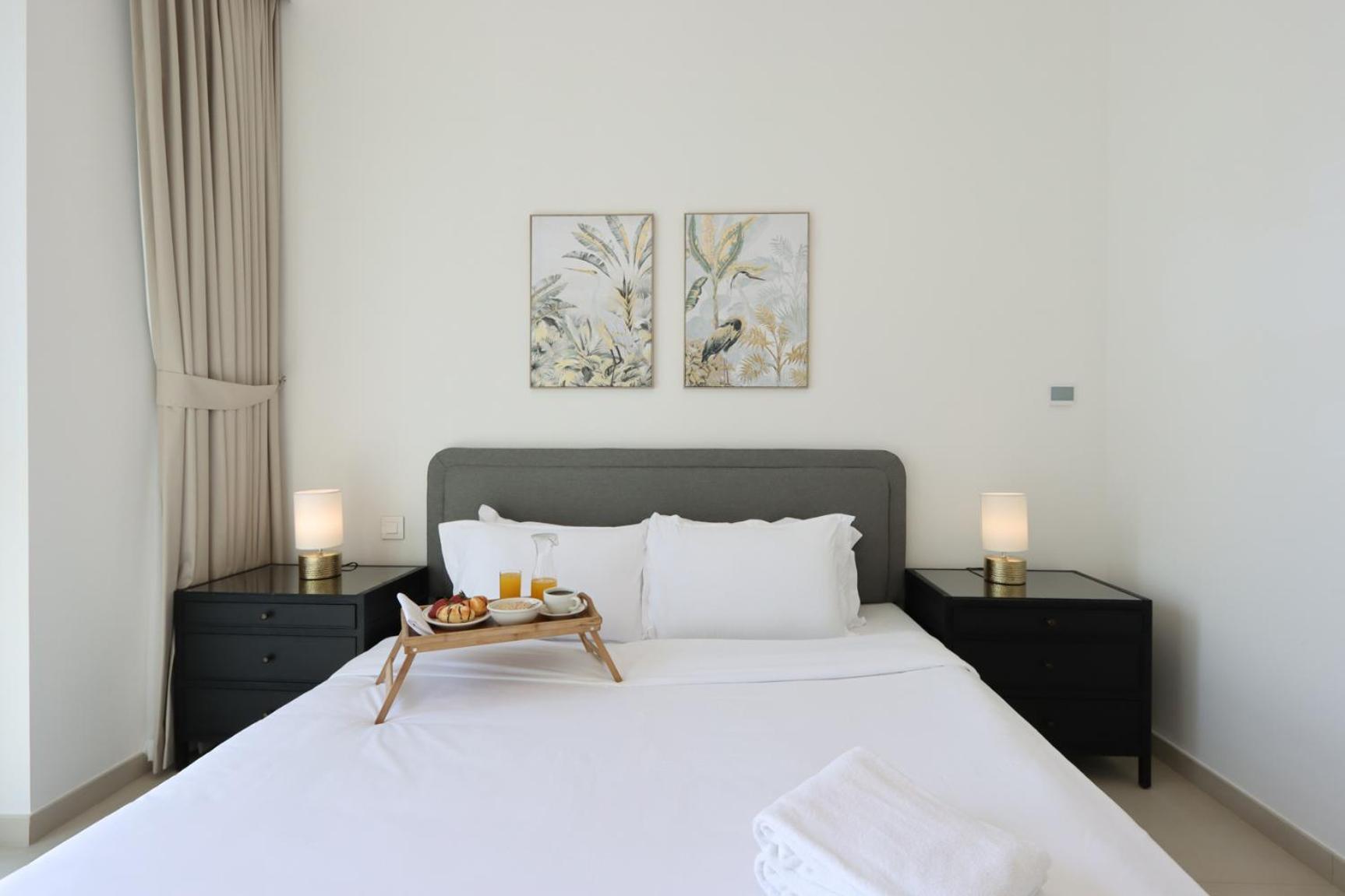 Livbnb- Your Looking Over Burj & Fountainview Apartment Dubai