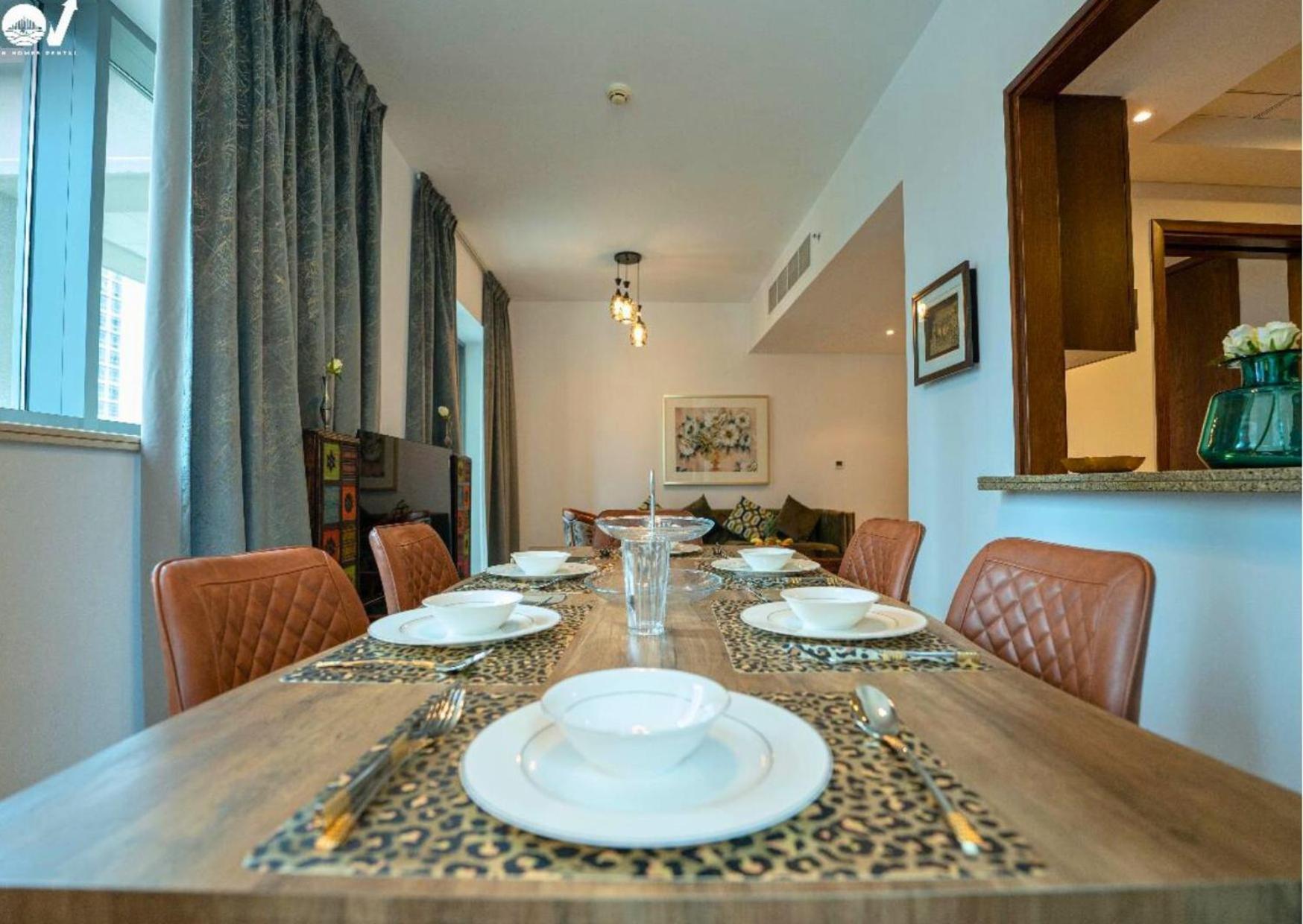2br Luxury With A Garden View Apartment *