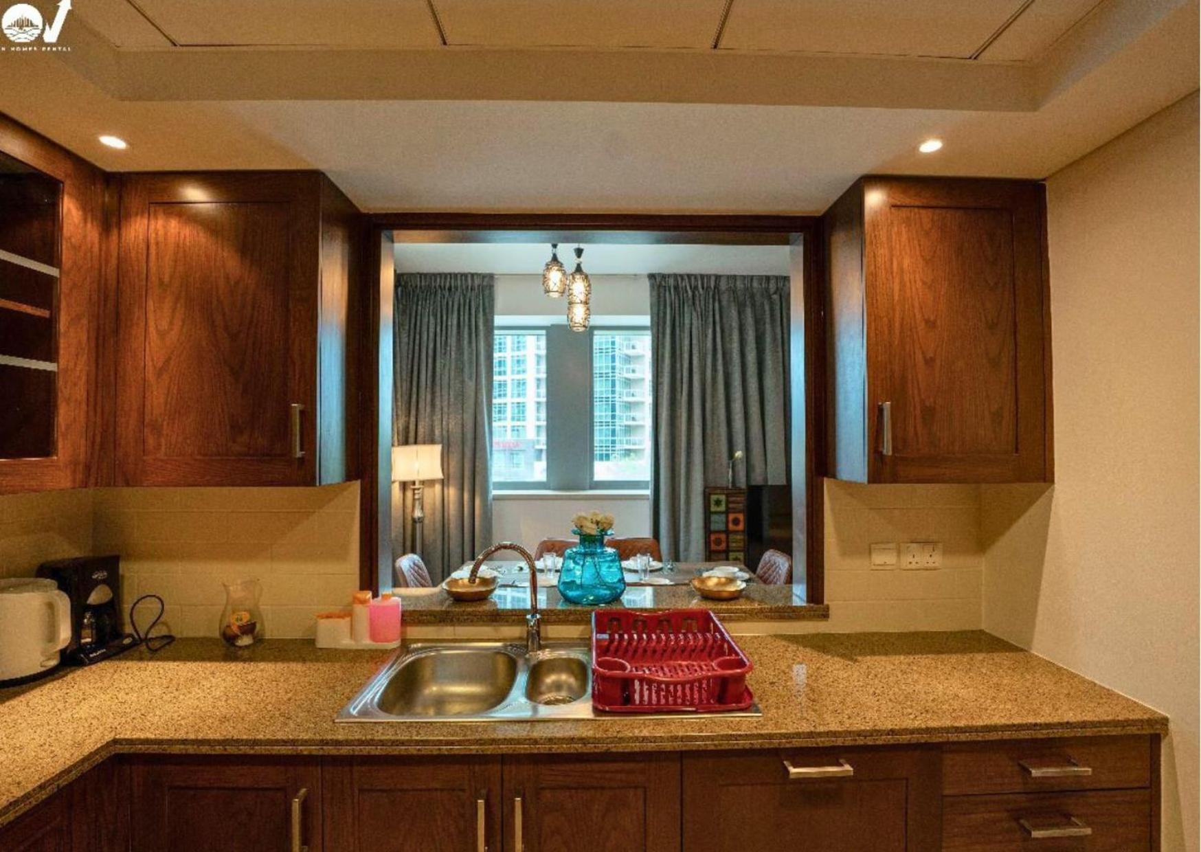 2br Luxury With A Garden View * Dubai