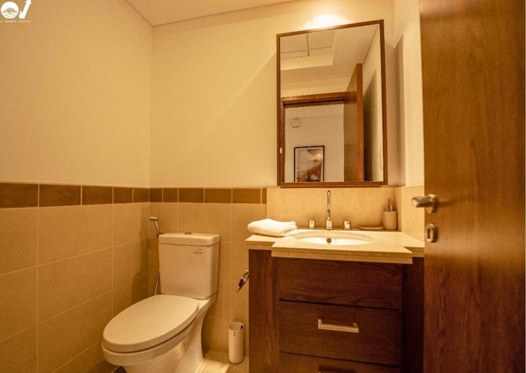 2br Luxury With A Garden View Apartment Dubai
