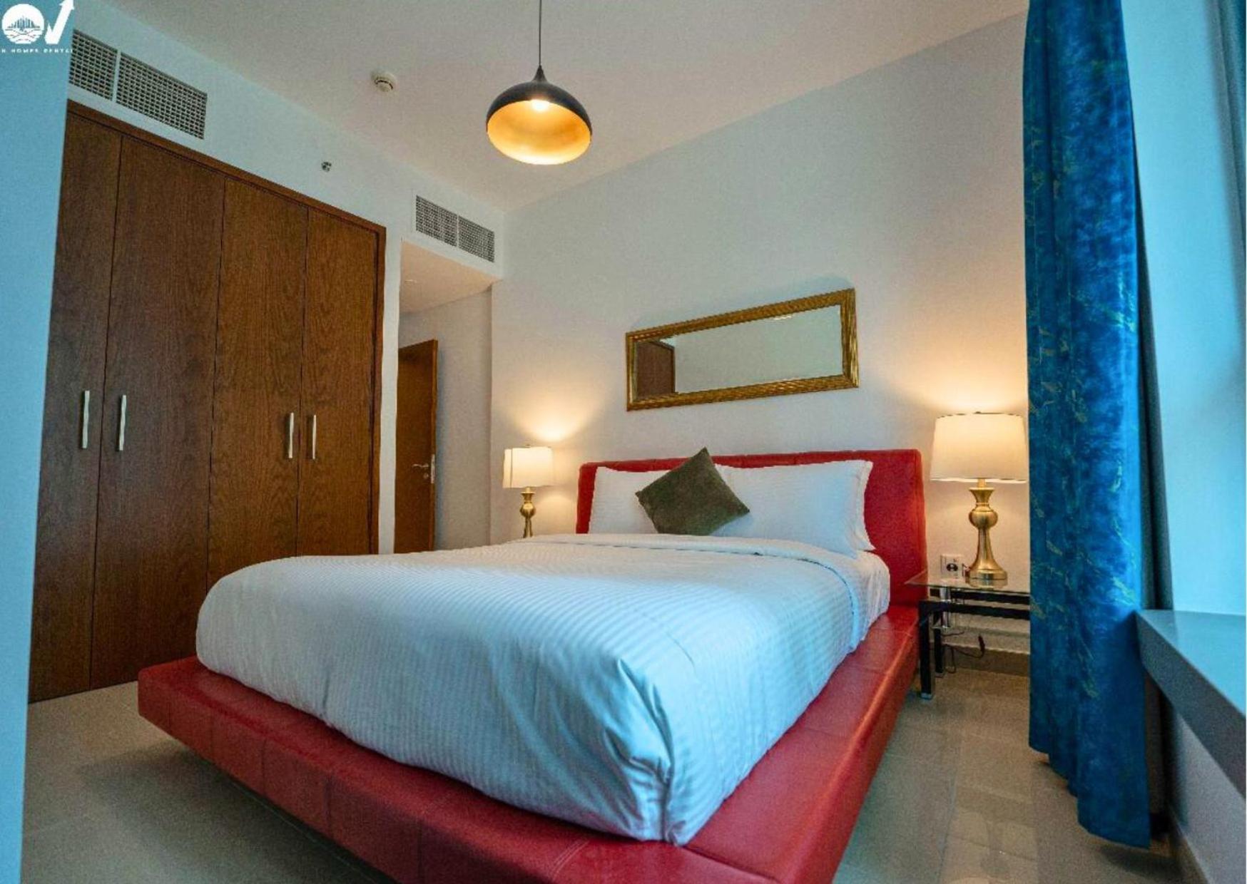 2br Luxury With A Garden View Dubai
