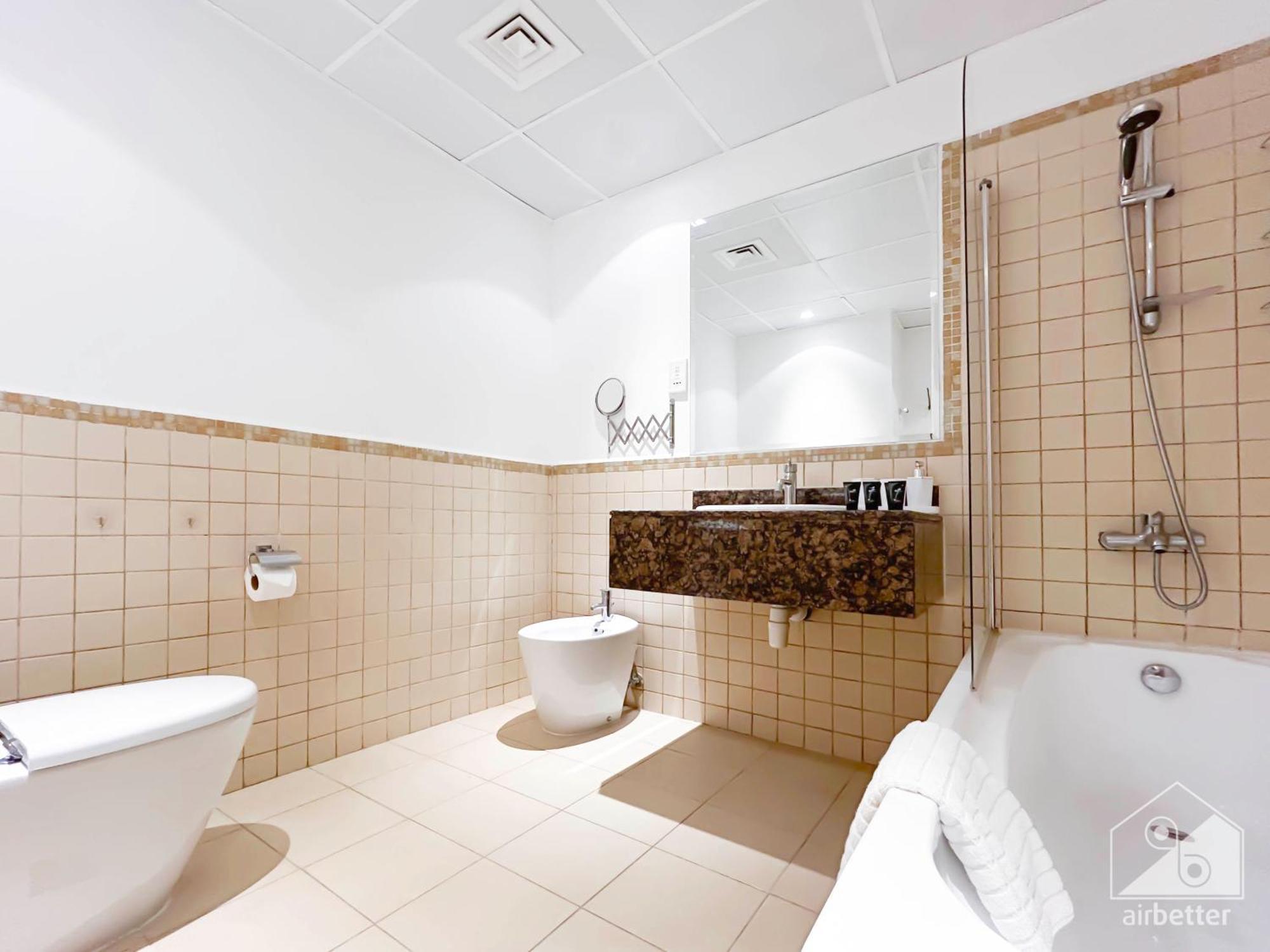 Luxurious 3b- Maid With Breathtaking Views In Jbr Dubai