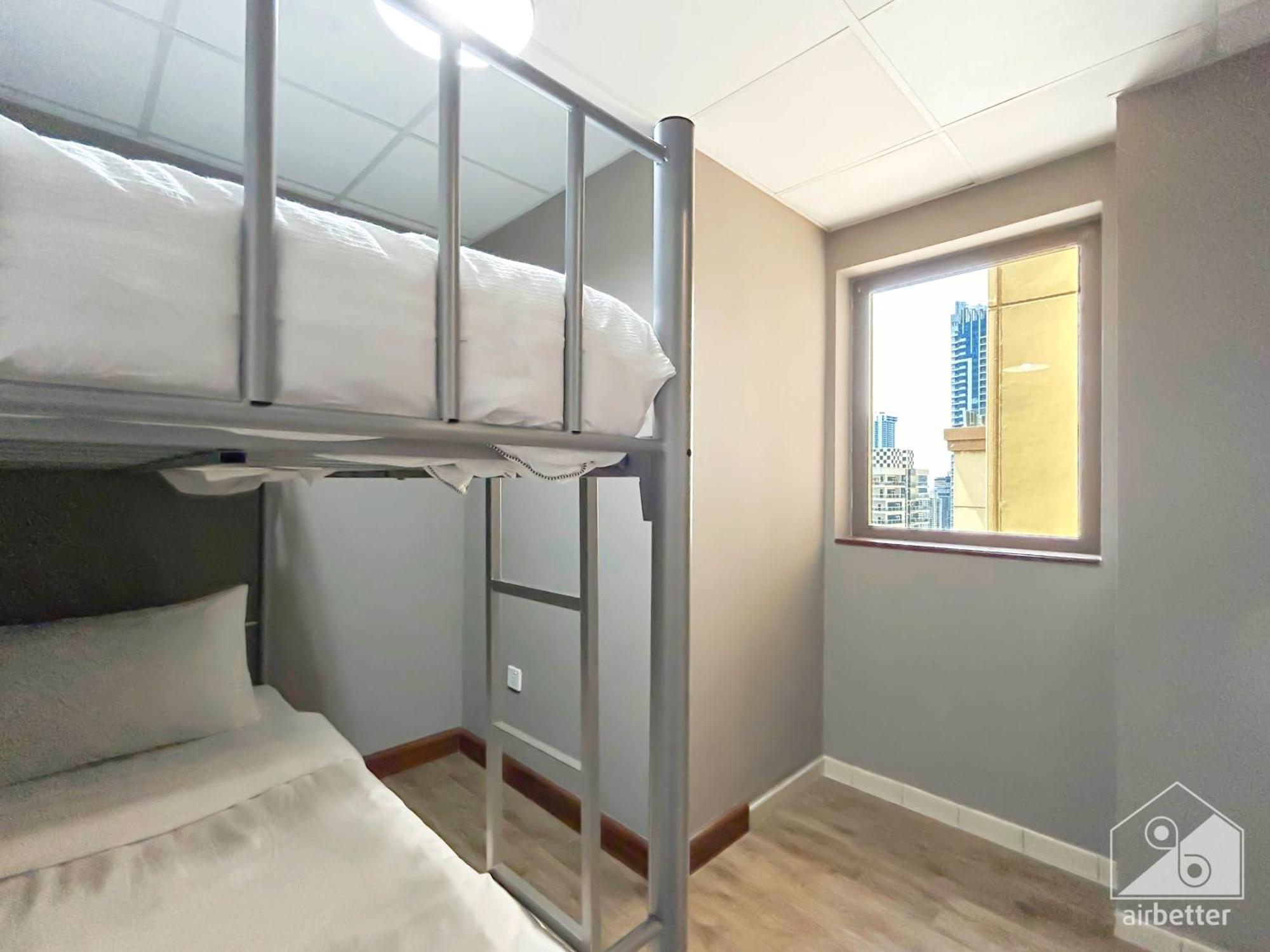 Luxurious 3b- Maid With Breathtaking Views In Jbr *