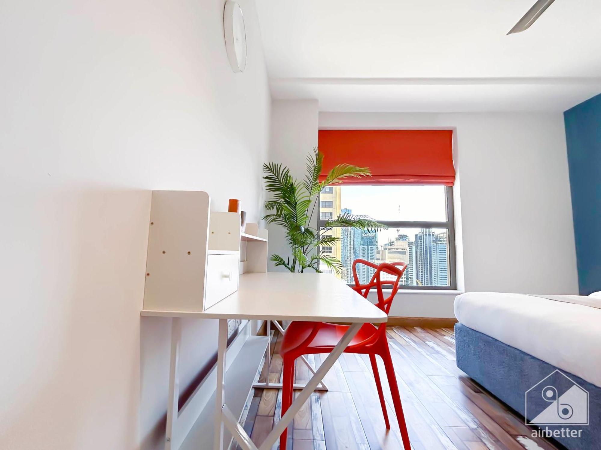 Luxurious 3b- Maid With Breathtaking Views In Jbr Apartment Dubai