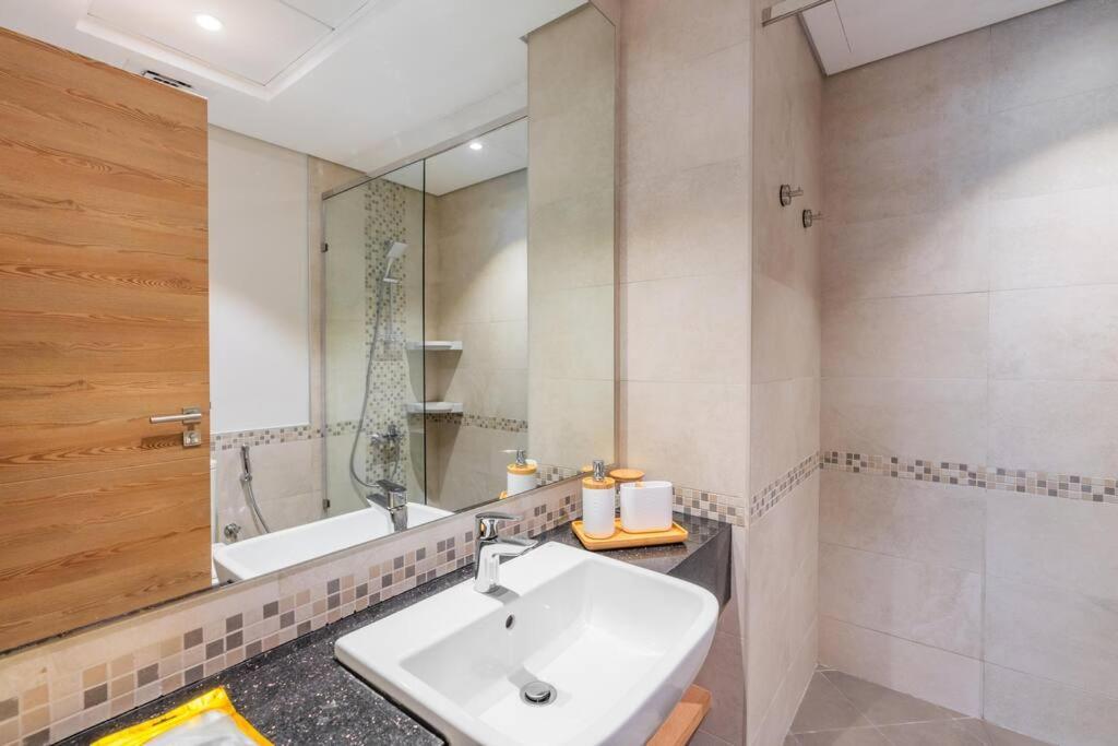 Apartment Eleganz By Danube - 2 Bedroom - Jvc