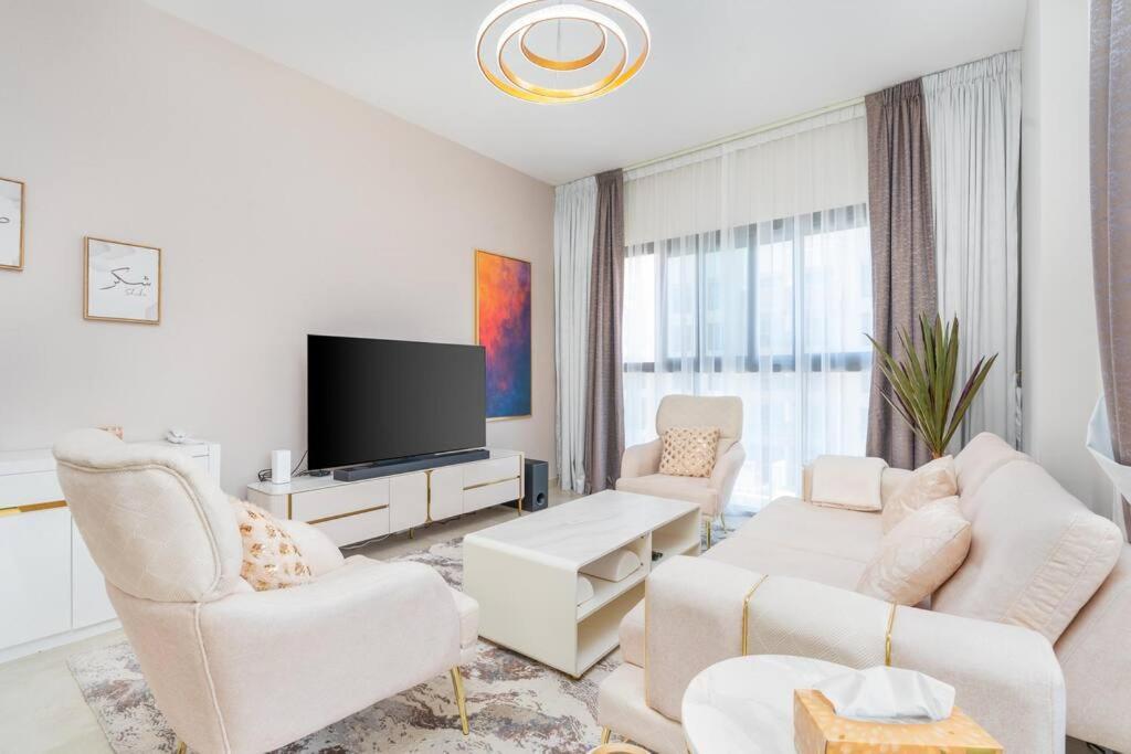 Eleganz By Danube - 2 Bedroom - Jvc * Dubai