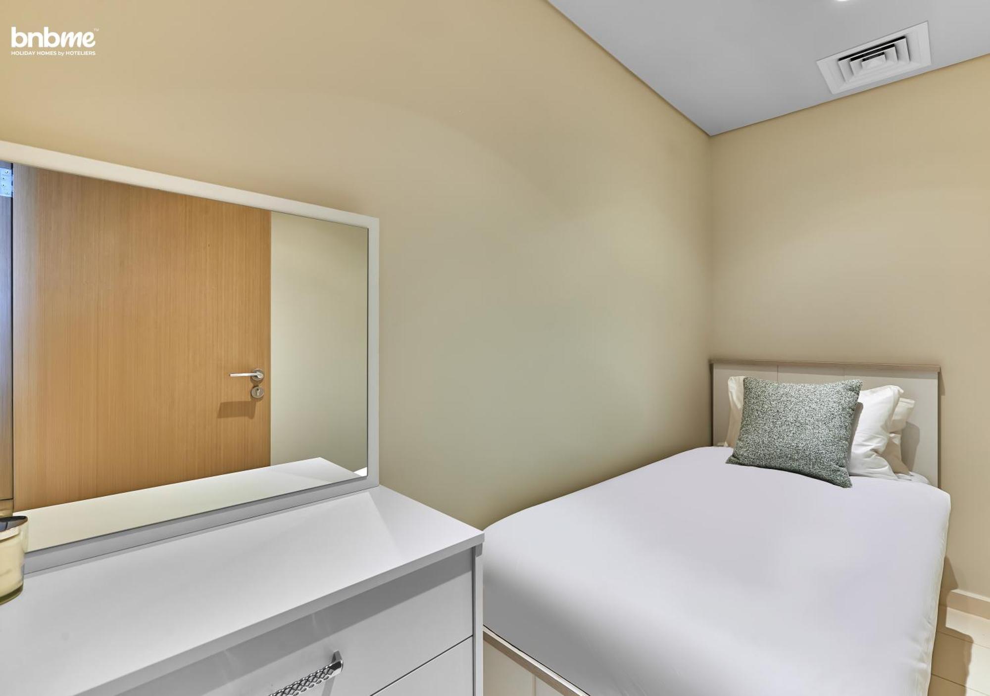Bnbmehomes - Harbour Gate Tower 2 Apartment Dubai