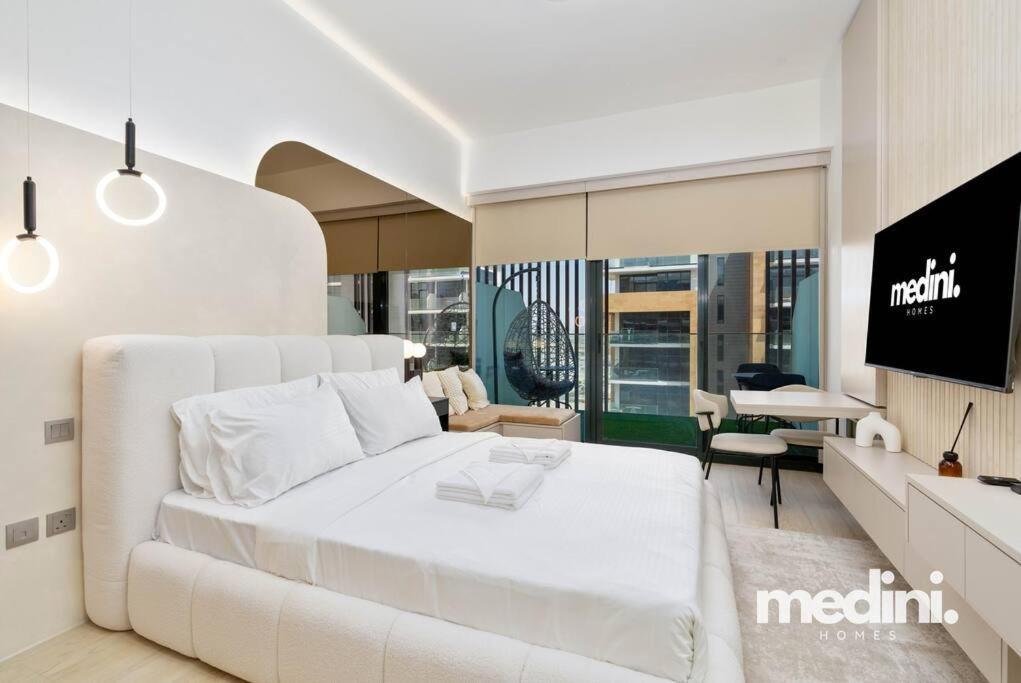 Apartment Azizi Riviera - 12min From Downtown *
