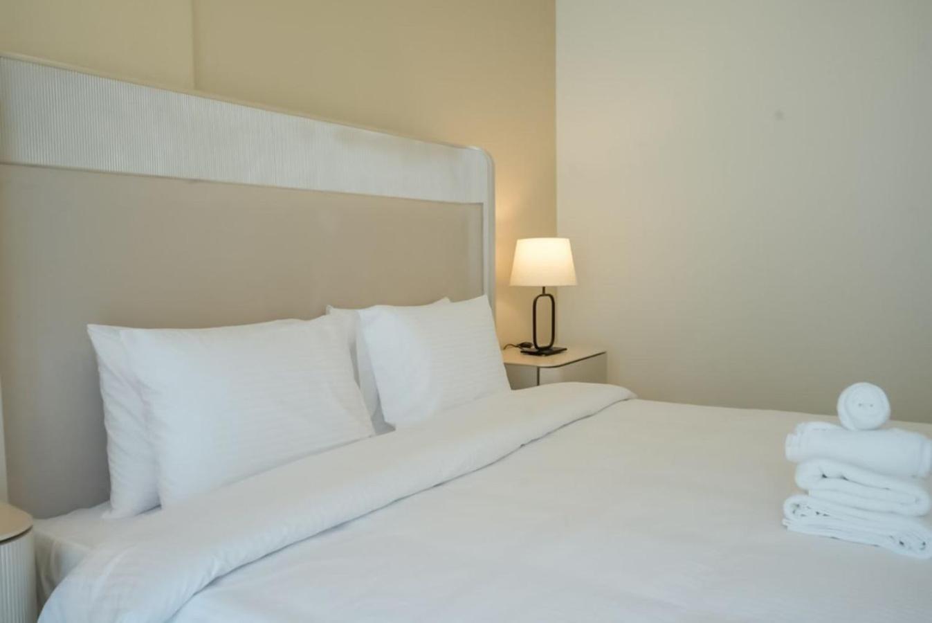 Chic & Modern In La Rive 4, * Dubai