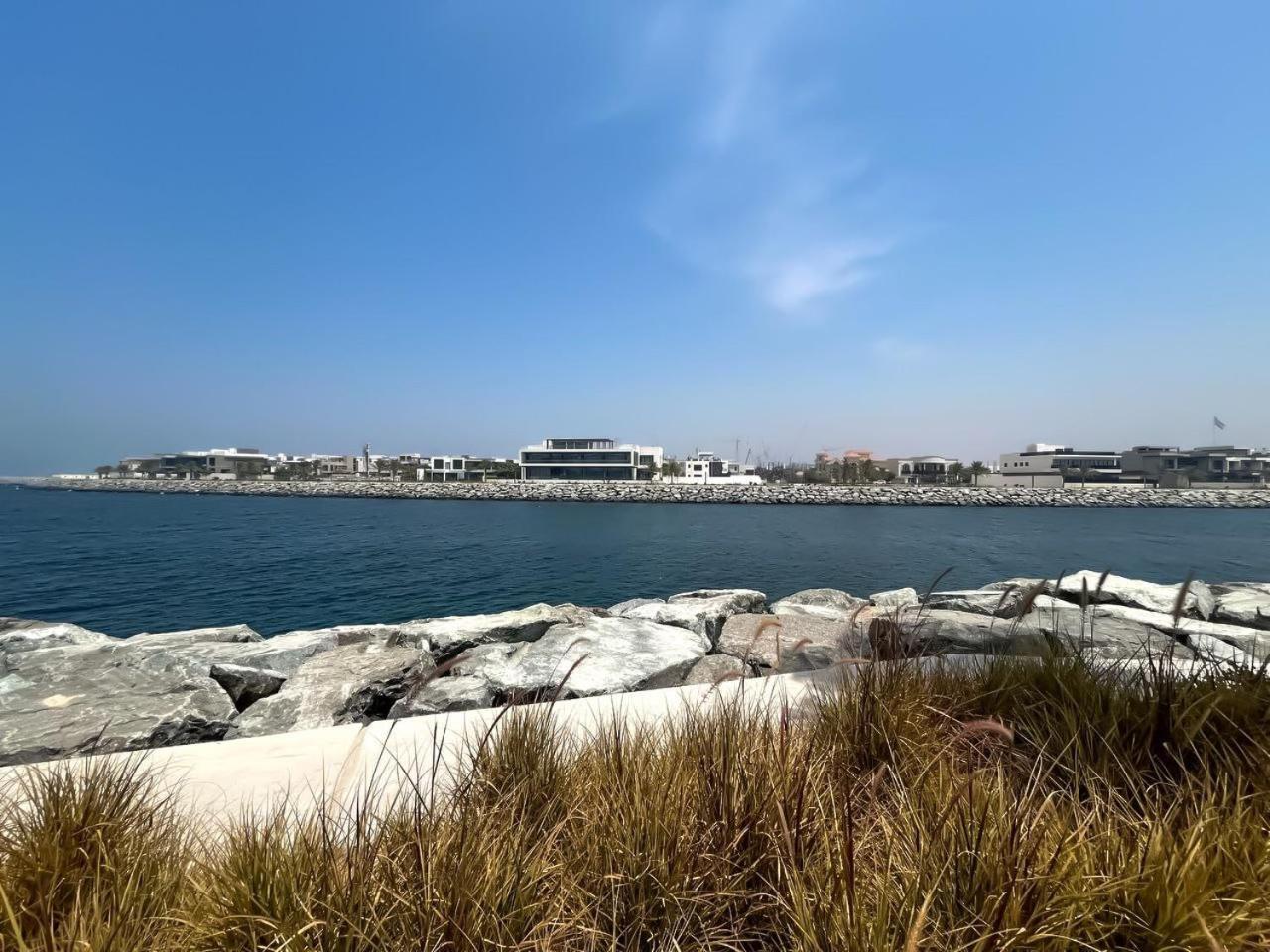 Chic & Modern In La Rive 4, * Dubai