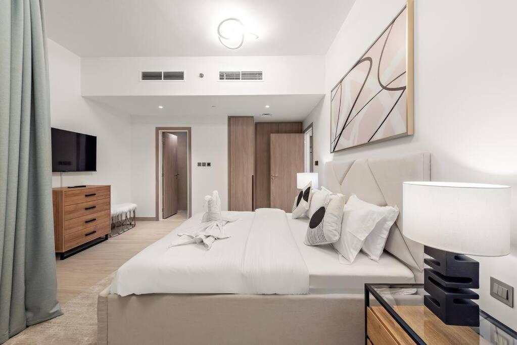 First Class 1br Stylish Urban Retreat Apartment Dubai
