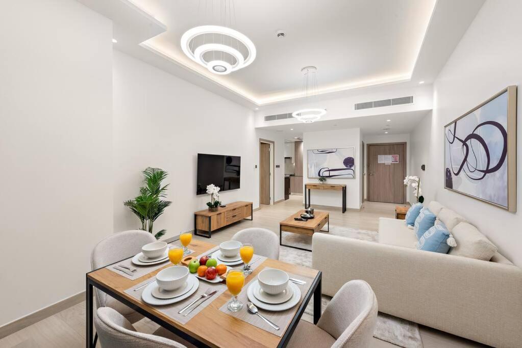 First Class 1br Stylish Urban Retreat * Dubai