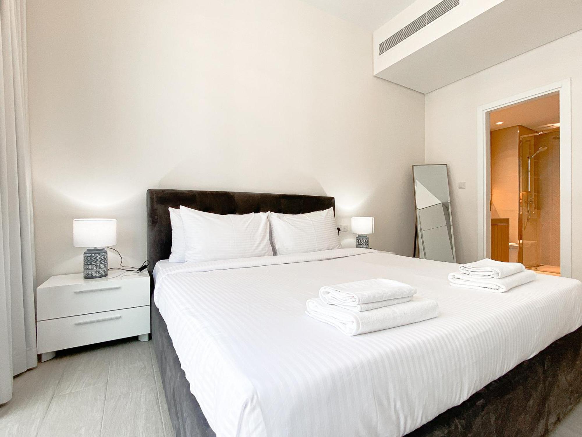 Apartment Wilton Terrace Charm- Stylish 1-bedroom In Mbr With A Poo View Dubai