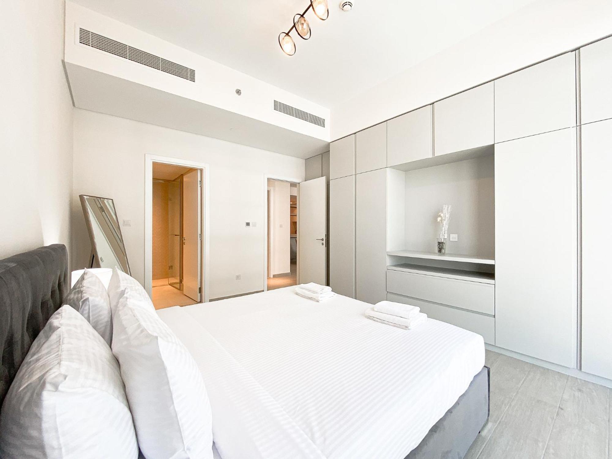Apartment Wilton Terrace Charm- Stylish 1-bedroom In Mbr With A Poo View