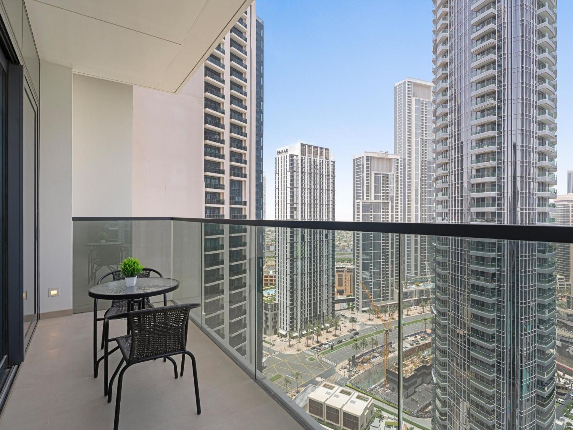 Apartment Classy And Sophisticated 3br 1 Gr In Downtown With Burjkhalifa View Dubai