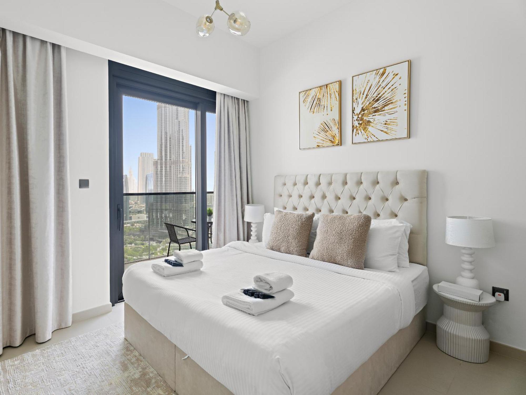 Apartment Classy And Sophisticated 3br 1 Gr In Downtown With Burjkhalifa View Dubai