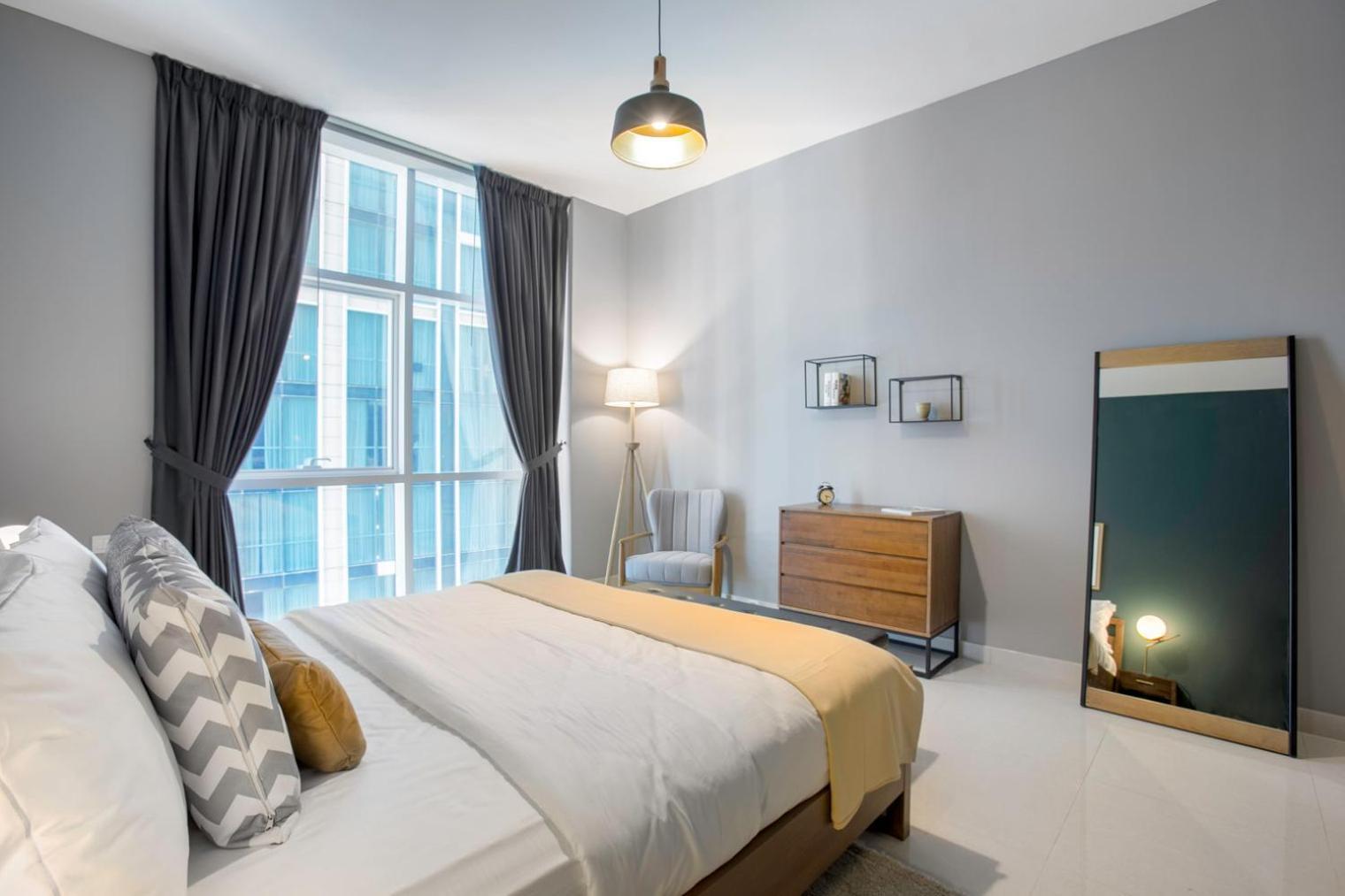 Blueground Sheikh Zayed Rd Pool Gym Dxb-393 Apartment *