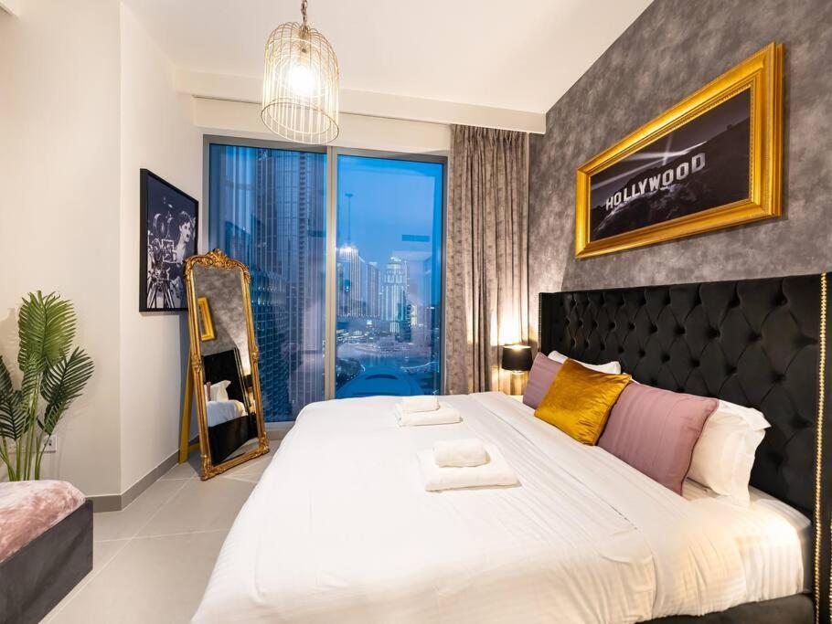 Apartment Panoramic Full Fountain,opera& Burj Sky View 4br *
