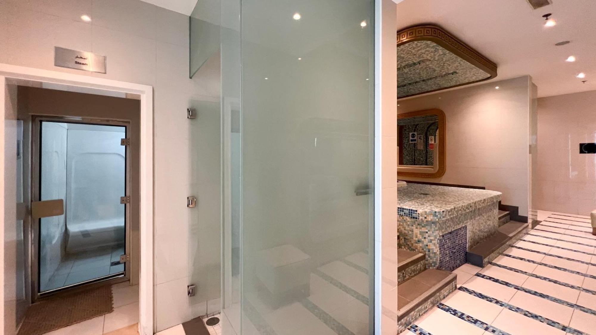 Easemytrip - Prime Business Bay With Canal And Marina Views Apartment *