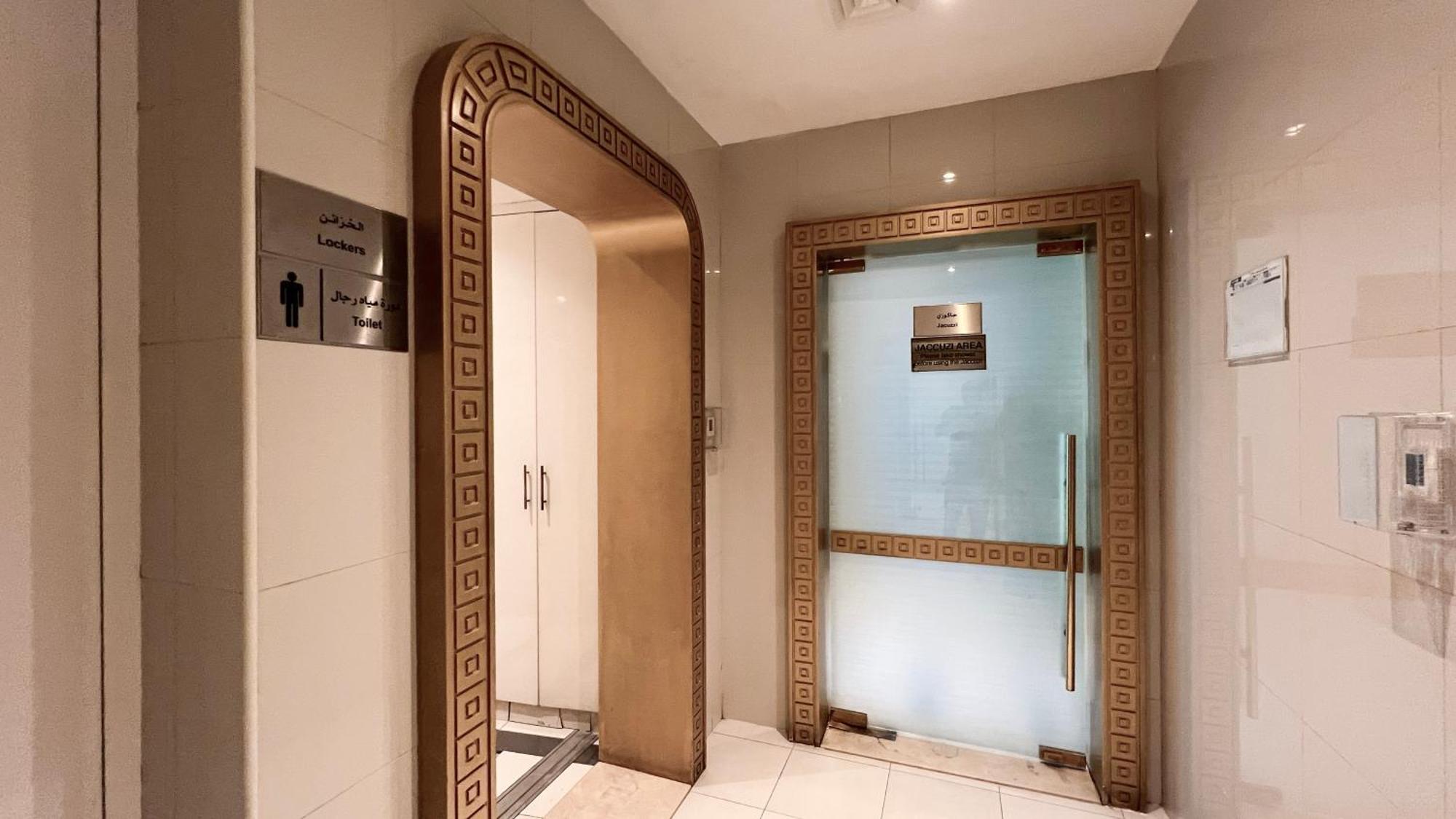 Easemytrip - Prime Business Bay With Canal And Marina Views Apartment Dubai