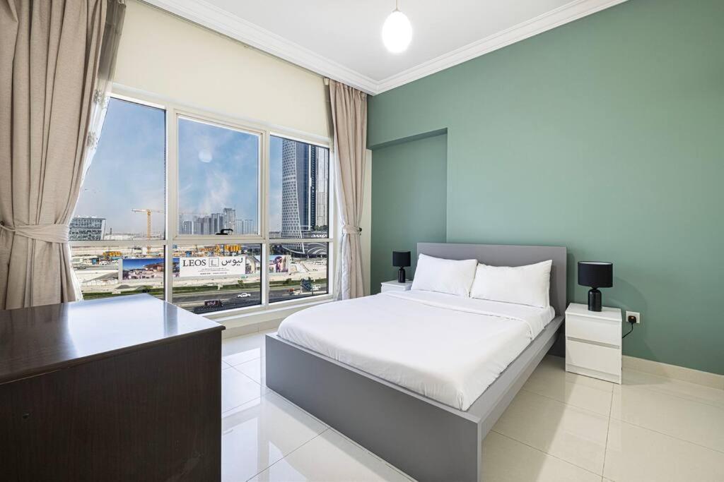 Easemytrip - Prime Business Bay With Canal And Marina Views *