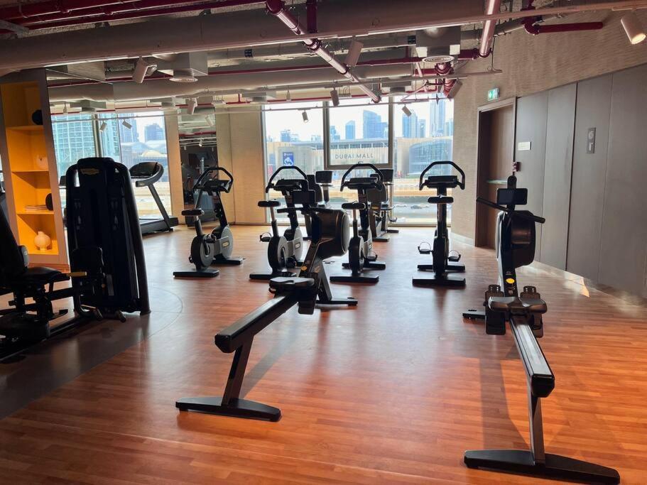 Apartment Elegant High Floor One Bedroom Next To Mall Dubai