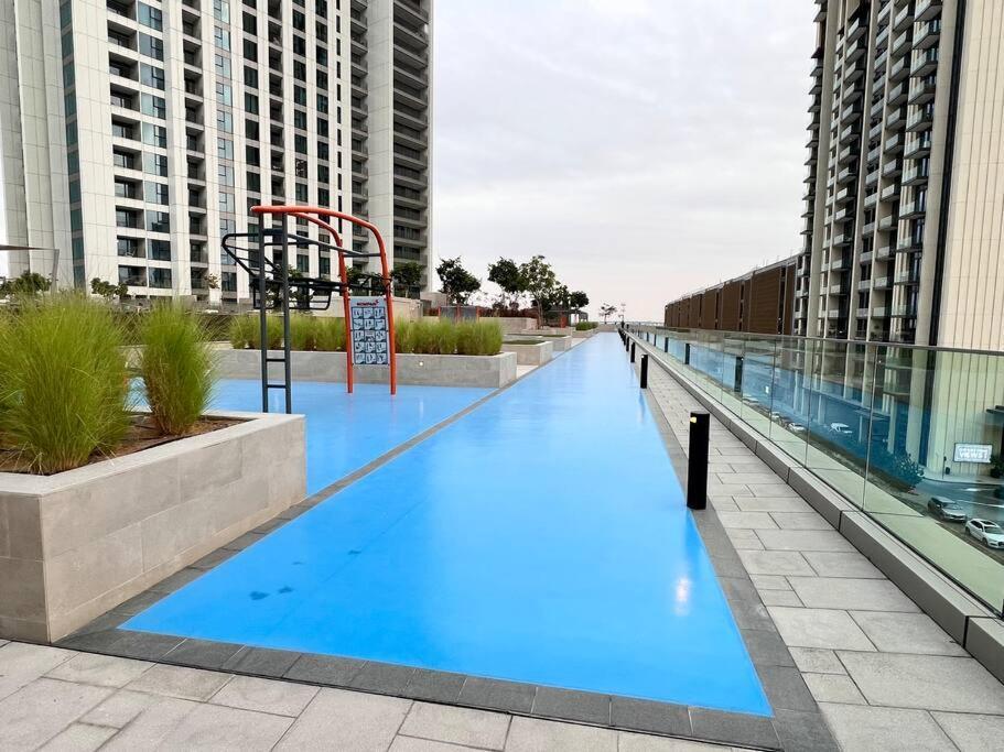Apartment Elegant High Floor One Bedroom Next To Mall Dubai