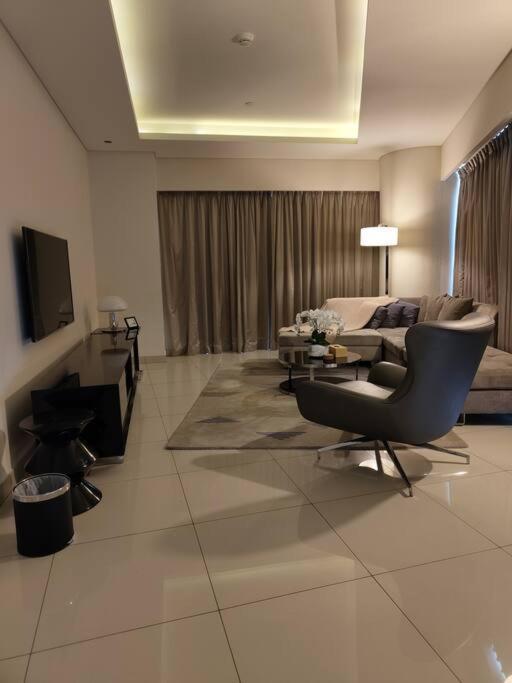 2br Tower D Paramount Dubai