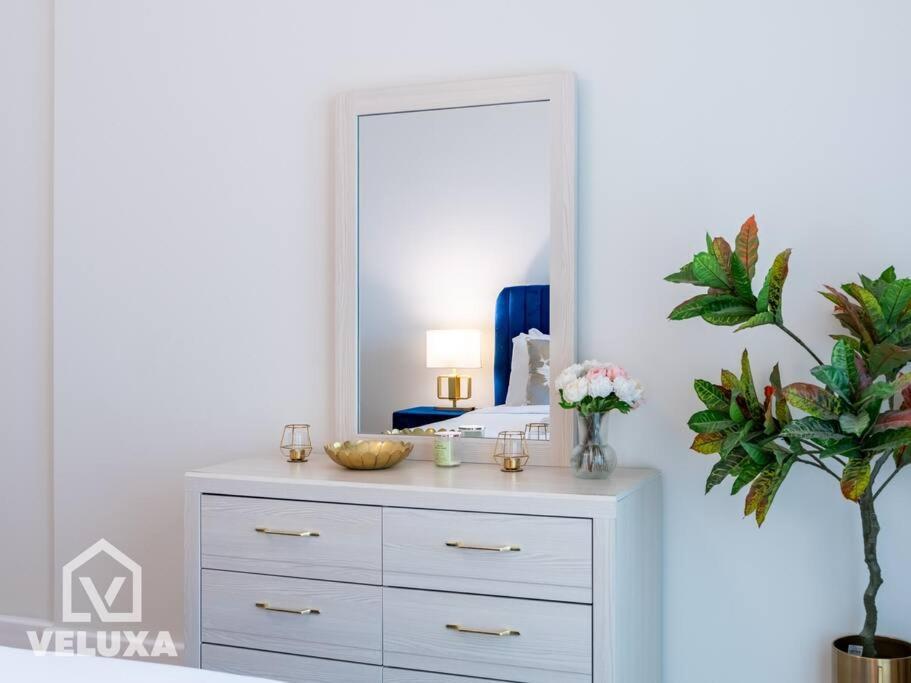Veluxa - Amazing 1 Bed In Jvc * Dubai
