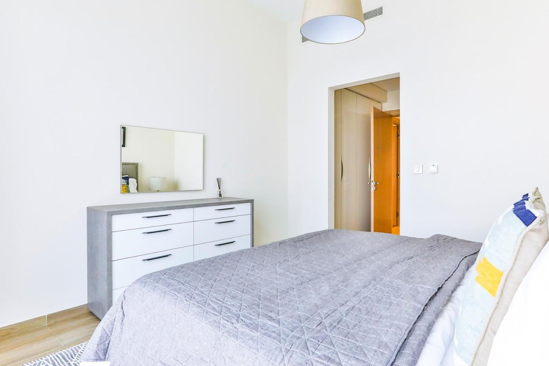 2 Bedroom With Maid's Next To Mall Mada Residences Dubai