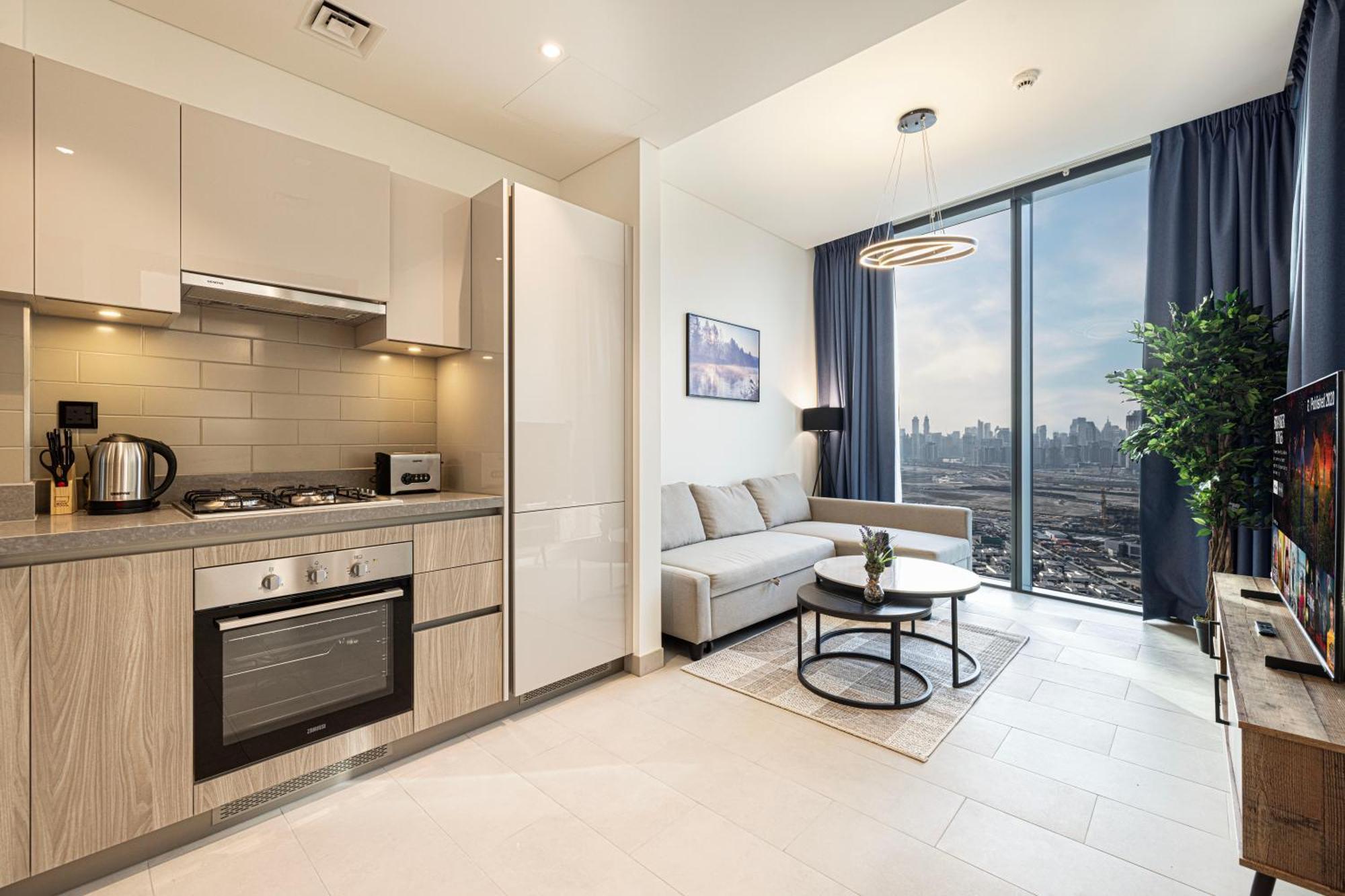 Easemytrip - Sobha Waves Luxury, 1br With Burj Khalifa View * Dubai