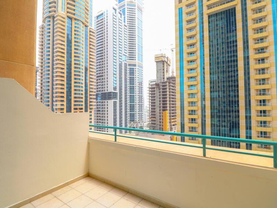 Vibrant 1 Bedroom At Barasti-dubai Marina Dubai
