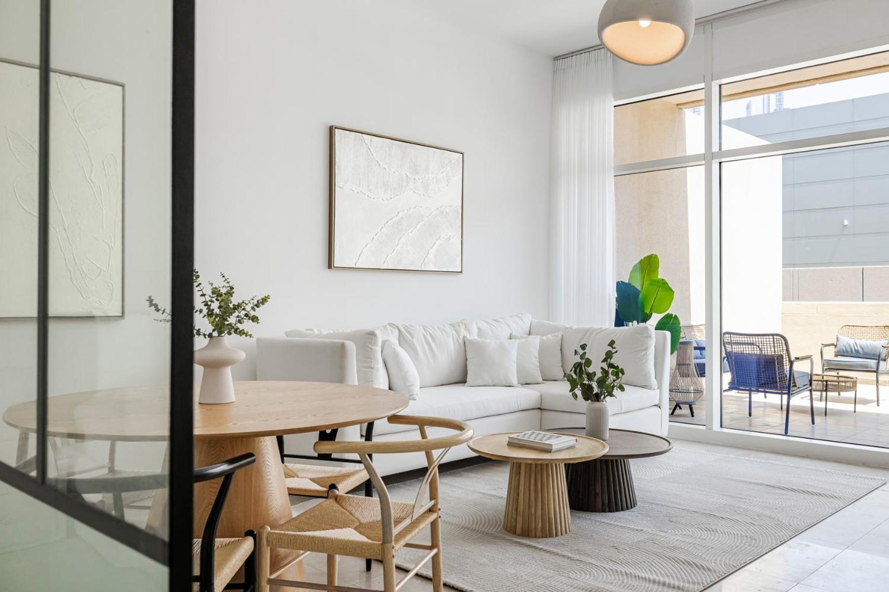 1br With Study View Bay Square *