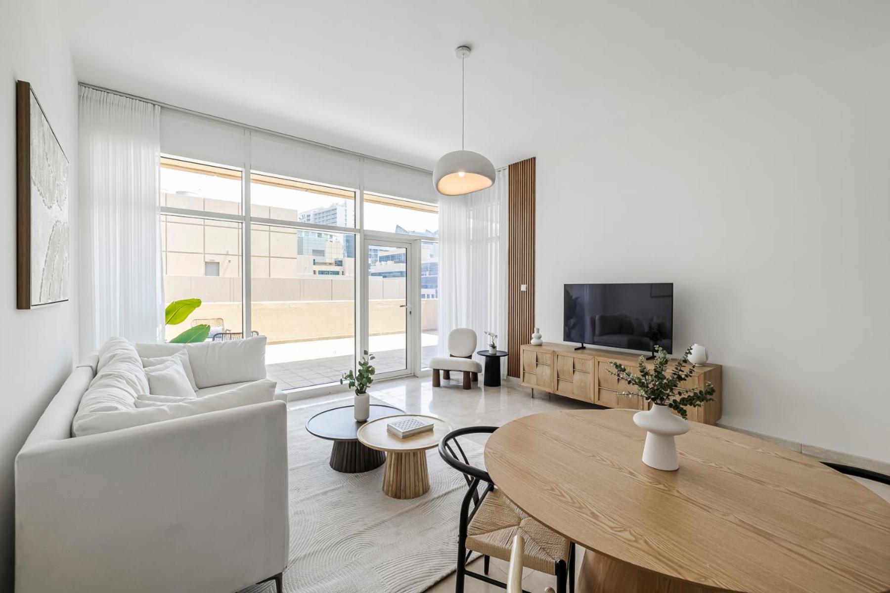 Apartment 1br With Study View Bay Square