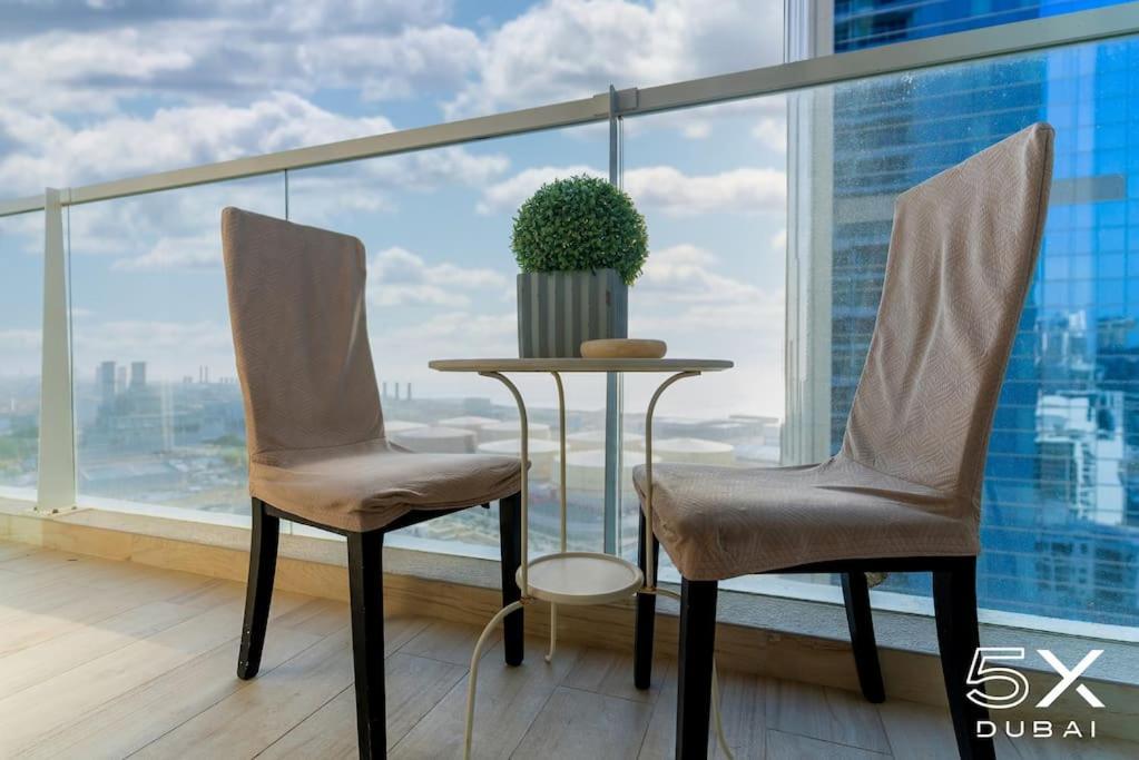 Fivex Modern 1 Bedroom With Sea View * Dubai