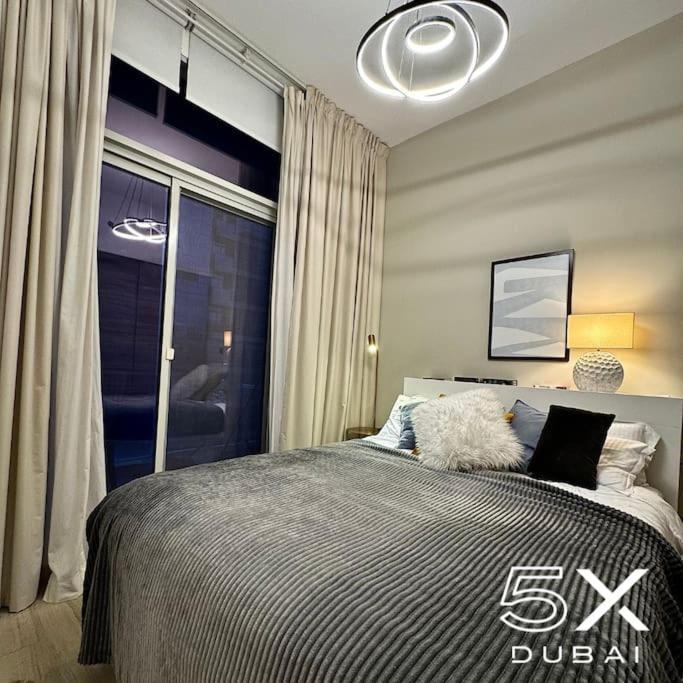 Fivex Modern 1 Bedroom With Sea View Dubai