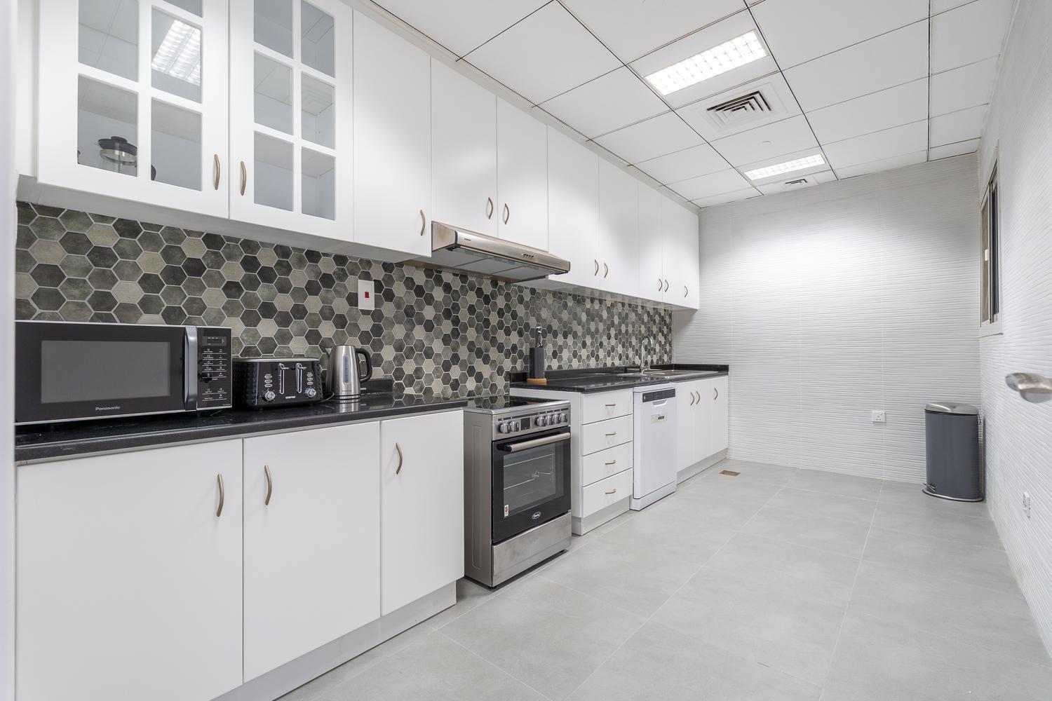 Apartment Expansive 5br Marina Near Jbr *