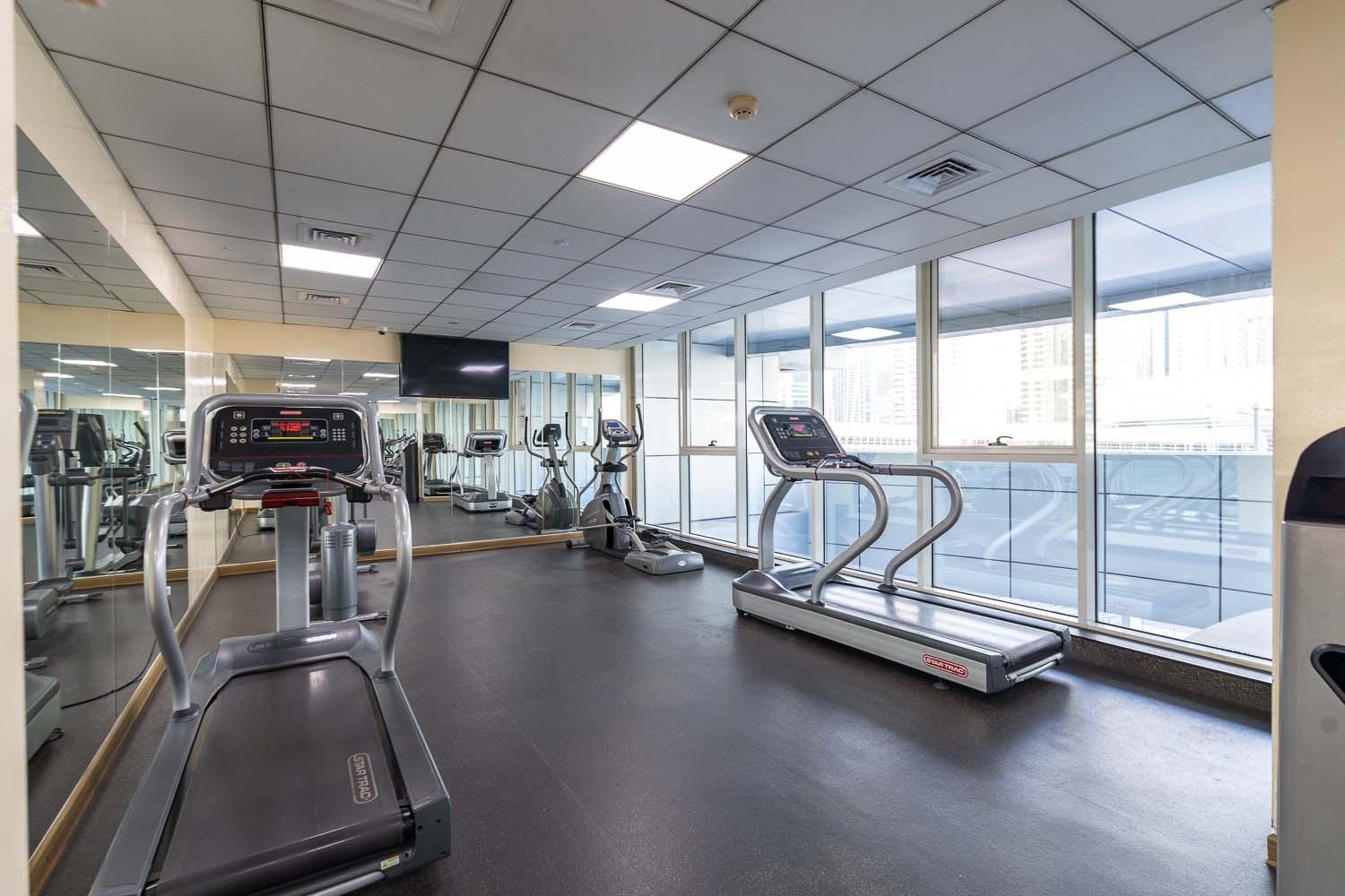 Expansive 5br Marina Near Jbr *