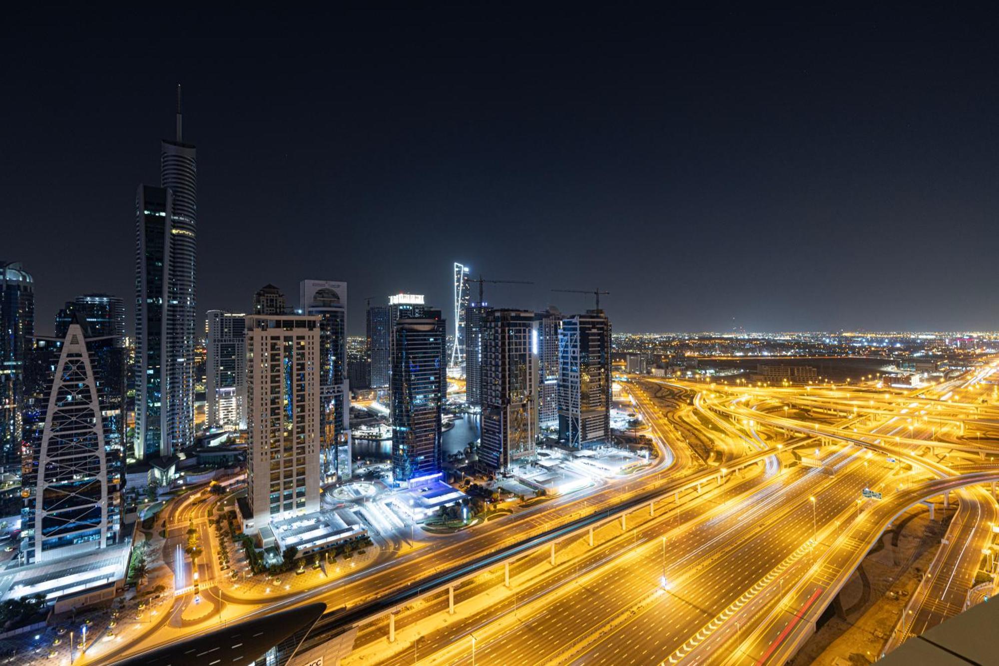Apartment Expansive 5br Marina Near Jbr Dubai