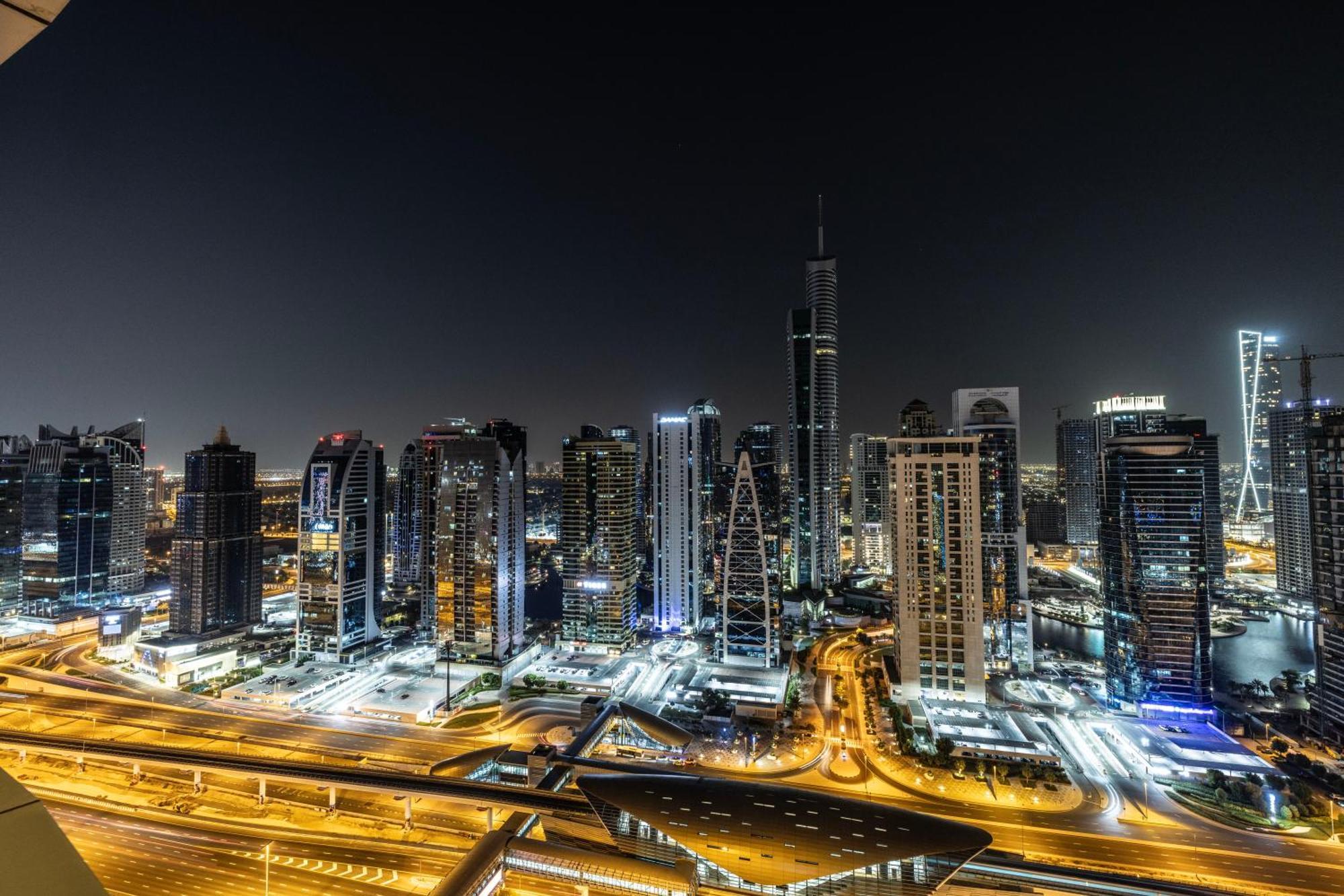 Expansive 5br Marina Near Jbr Dubai
