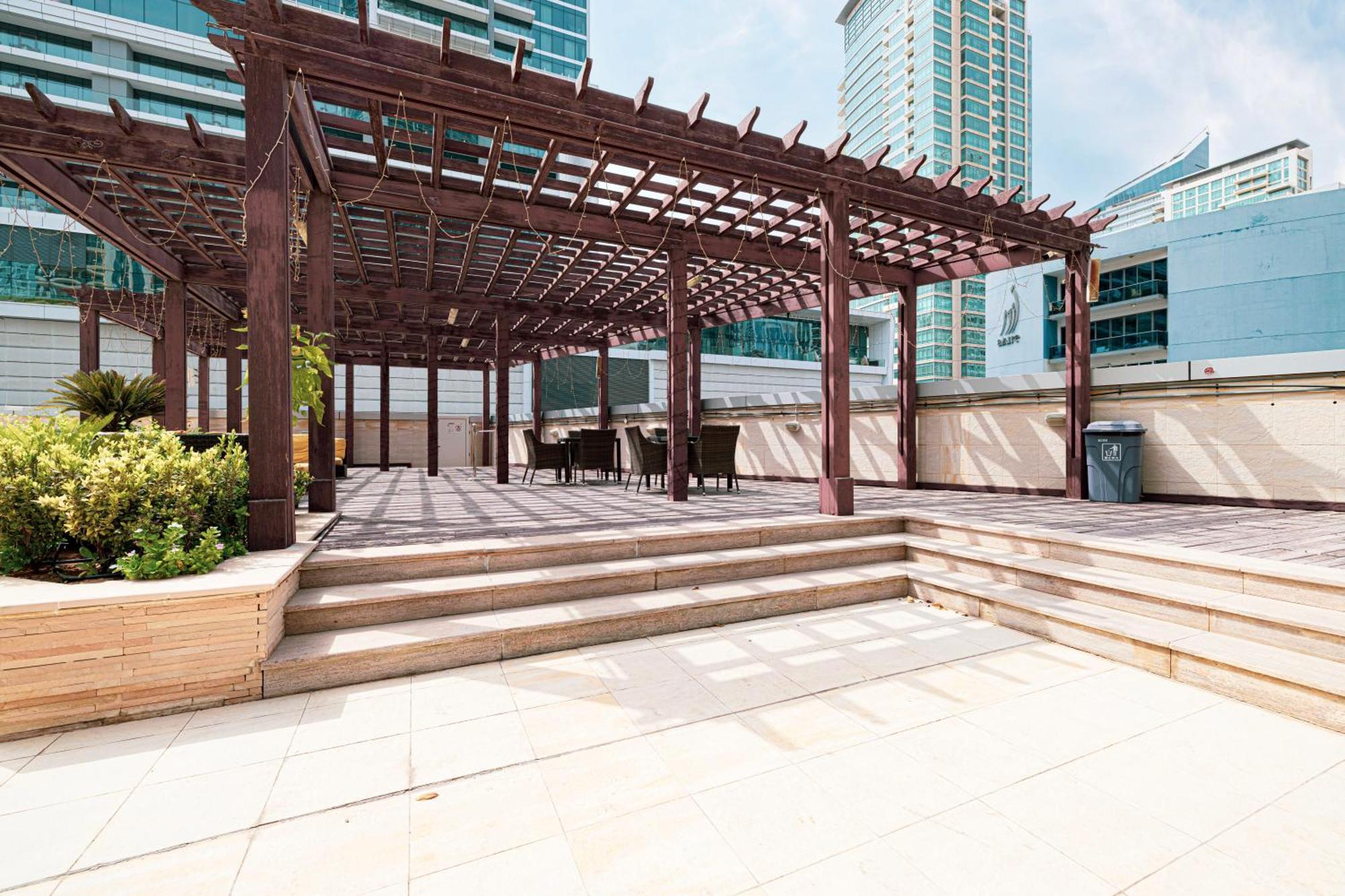 Expansive 5br Marina Near Jbr * Dubai