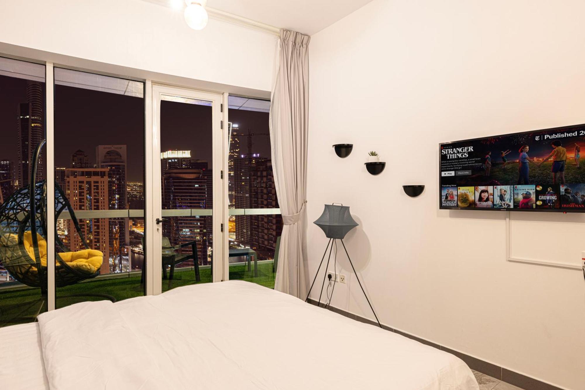 Expansive 5br Marina Near Jbr