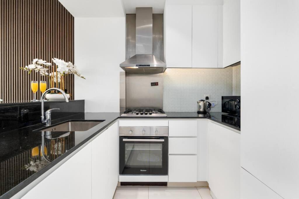 Apartment Burj Khalifa View 2 Bedroom In Downtown