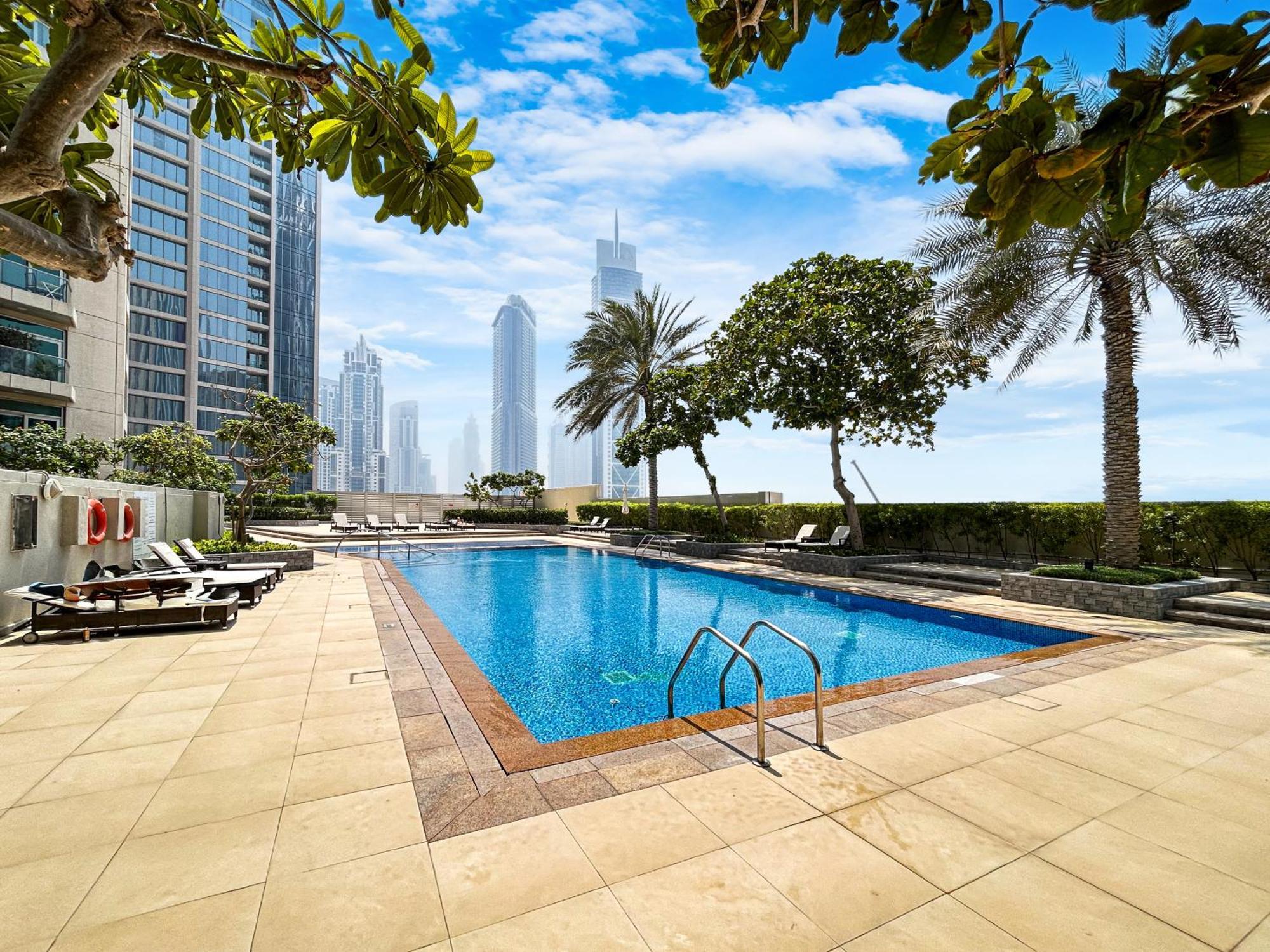 Elegant & Cozy 2br In The Heart Of Downtown Apartment Dubai