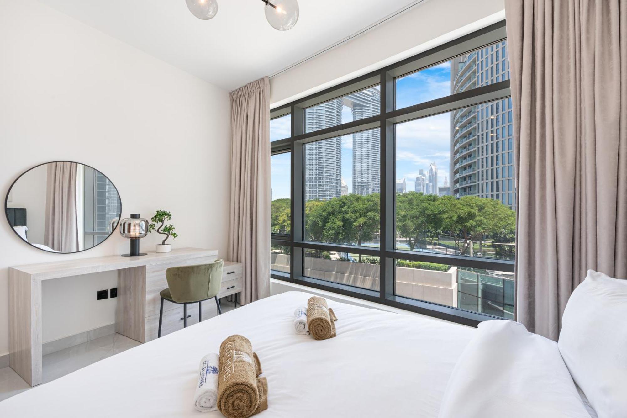 Elegant & Cozy 2br In The Heart Of Downtown Apartment